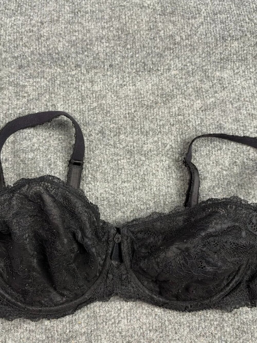Wacoal Retro Chic 36D Bra Black Full Figure Lace Underwire Exposed Wire Defect